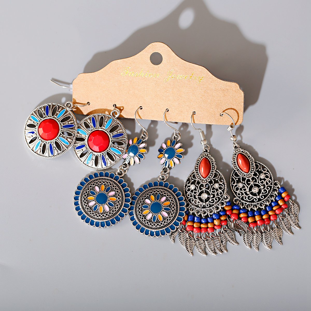 Bohemian retro style ladies fashion earrings