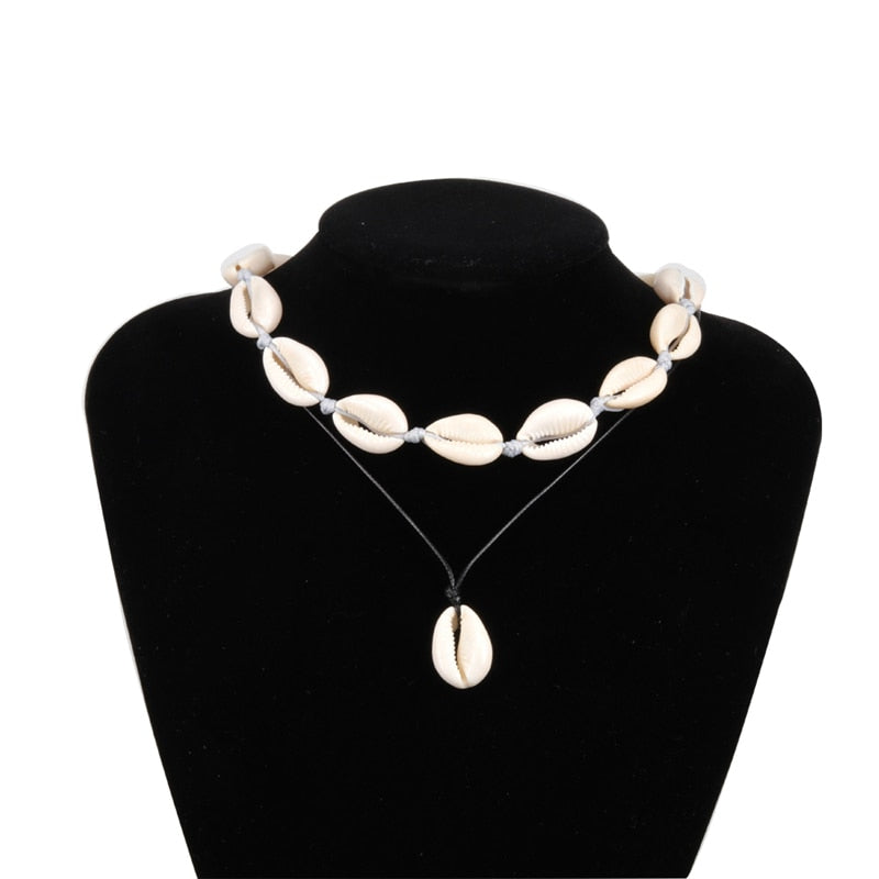 Ladies bohemian white shell choker necklace accessory