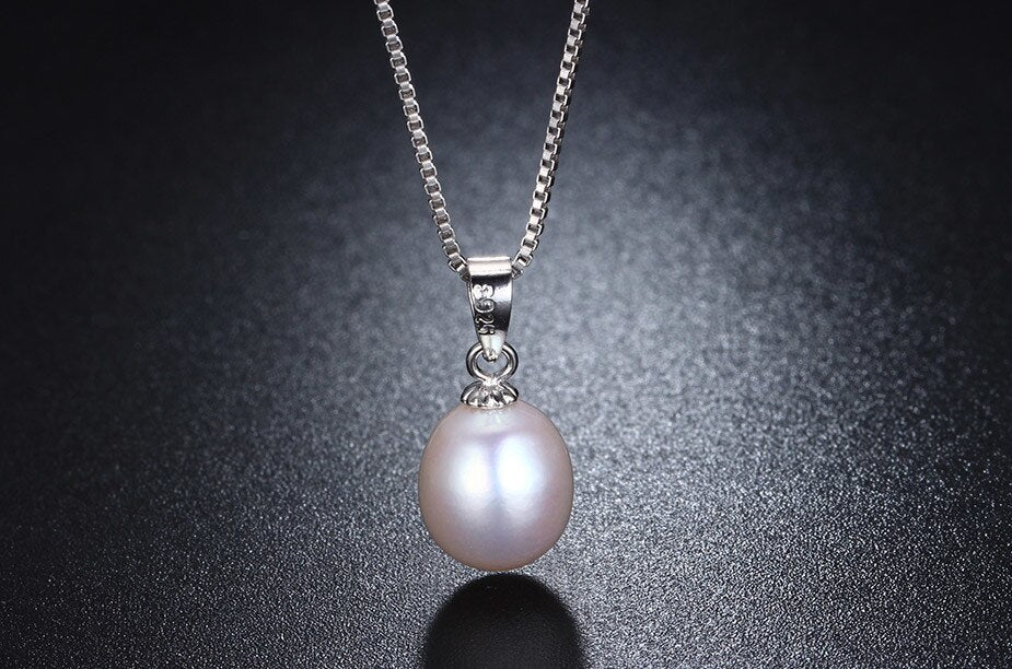 Silver freshwater pearl pendant and necklace set